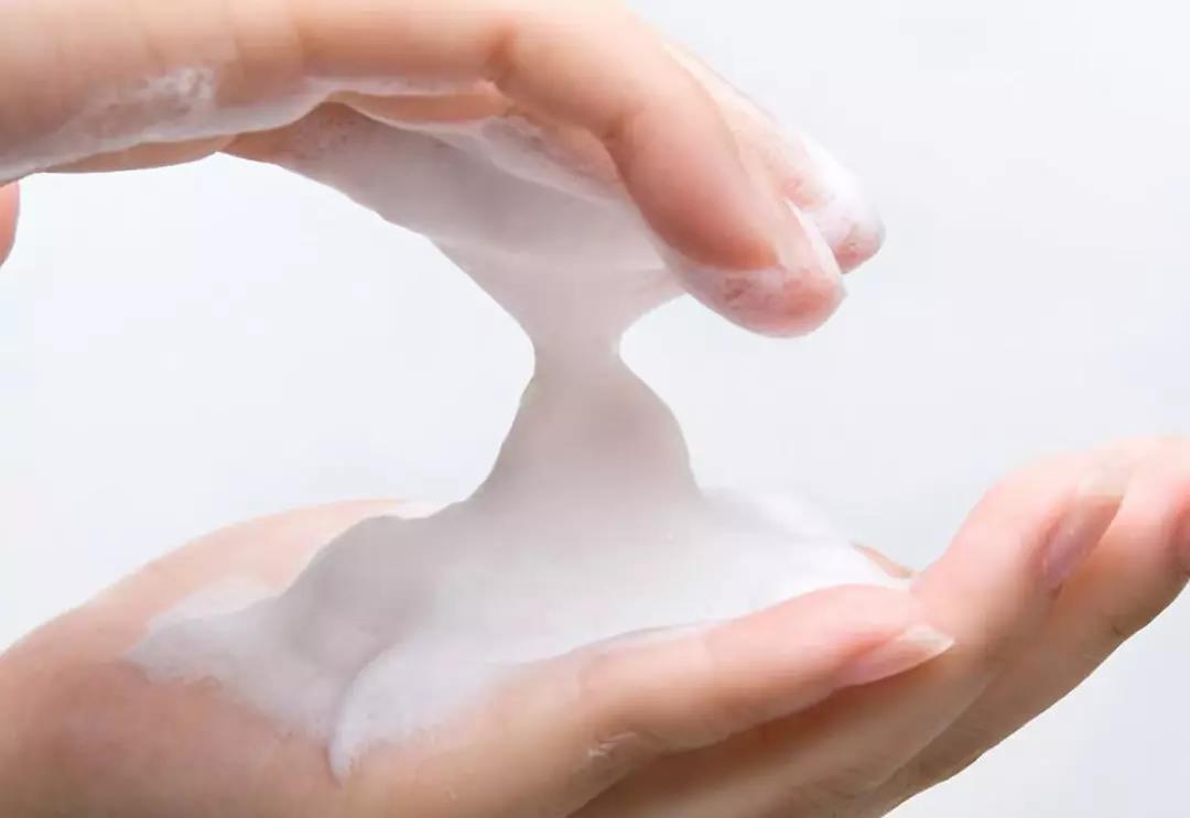 油性肌膚如何保濕補水？有哪些誤區(qū)？